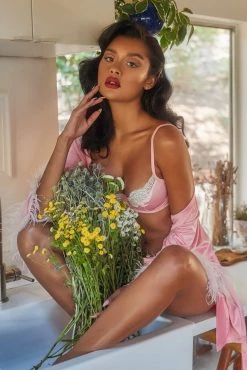 Roma Costume Lace And Satin Underwire Bra Set -Garter Lingerie Shop unnamed file 870